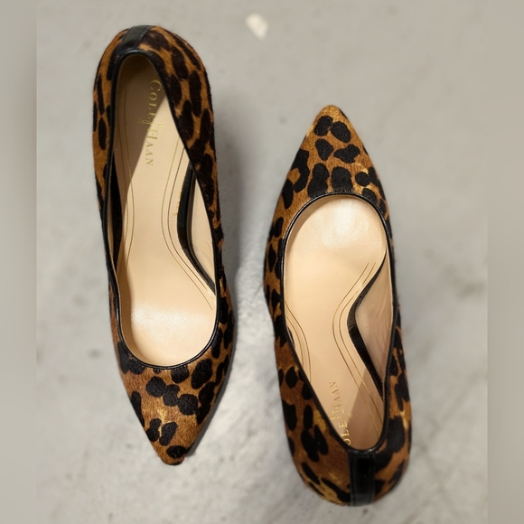 Cole Haan Chelsea Black Heel Pump Woodbury Ocelot Print Haircalf Pump. - Picture 5 of 8